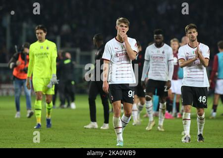 Torino, Italia. 30th Ott 2022. Il giocatore di AC Milan deluso durante Torino FC vs AC Milan, calcio italiano Serie A match in Torino, ottobre 30 2022 Credit: Independent Photo Agency/Alamy Live News Foto Stock