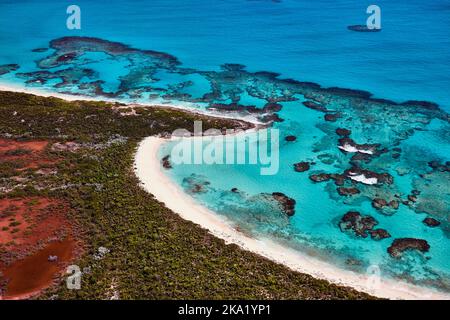 Isole Bahamas acque poco profonde che circondano le isole aeree Foto Stock