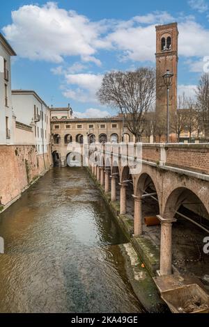 Mantova, Italia - 02-27-2022: La bellissima Pescherie di Giulio Romano a Mantova Foto Stock