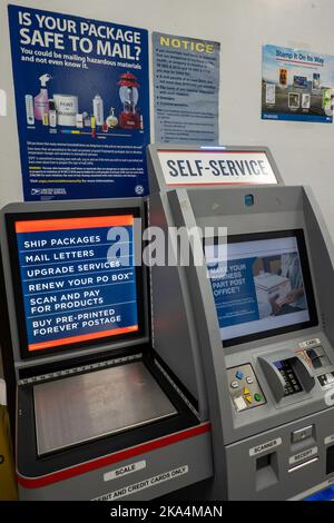 Automated Postal Center Kiosk, USPS, USA 2022 Foto Stock