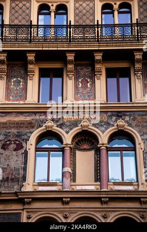 Zum goldenen Becher House a Vienna, Austria. Foto Stock