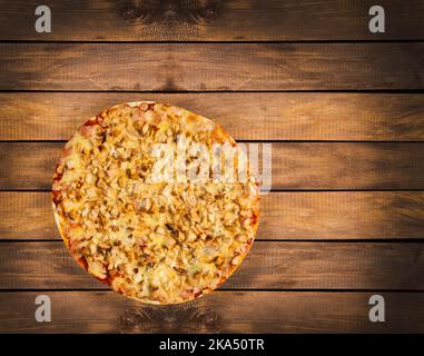Pollo, miele e senape - deliziosa pizza fatta a mano Foto Stock