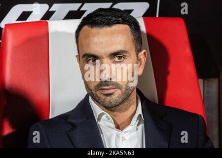 Monza, Italia. 31st Ott 2022. Un allenatore dell'AC Monza Raffaele Palladino è visto durante la Serie A match tra l'AC Monza e il Bologna FC allo Stadio Brianteo.(punteggio finale; AC Monza 1:2 Bologna FC) Credit: SOPA Images Limited/Alamy Live News Foto Stock