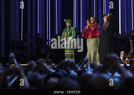 Oslo 20111211. Concerto per il Premio Nobel per la Pace 2011 a Oslo la domenica sera. Premi Nobel per la pace in scena Ellen Johnson Sirleaf, Leymah Gbowee e Tawakul Karman. Foto: Fredrik Varfjell / SCANPIX NORVEGIA Foto Stock