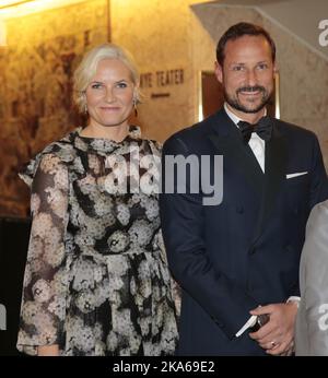 Oslo 20141210. Premio Nobel per la pace 2014. La Principessa della Corona mette-Marit e il Principe della Corona Haakon al banchetto del Premio Nobel per la Pace al Grand Hotel di Oslo. Foto: Lise Aaserud/ Foto Stock