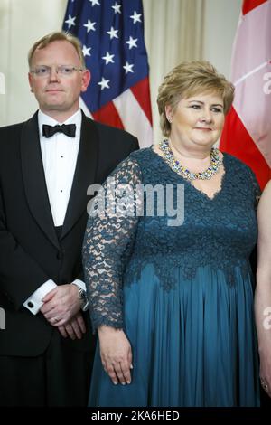 Washington DC, USA 20160514. Il primo ministro norvegese Erna Solberg e suo marito Sindre Finnes prima della cena di Stato alla Casa Bianca di Washington. Foto: Heiko Junge / NTB scanpix Foto Stock