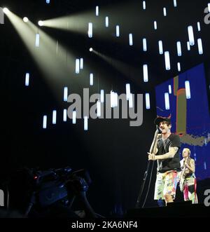 Telenor Arena Baerum, Norvegia 20160908. Concerto con Red Hot Chili Peppers. Cantante Anthony Kiedis, bassista Flea, chitarrista Josh Klinghoffer e batterista Chad Smith. Foto: Olav Olsen / Aftenposten / NTB scanpix Foto Stock