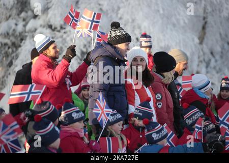 Oslo, Norvegia 20180202. Il Principe Guglielmo di Gran Bretagna e la Duchessa Kate visitano la Norvegia. Qui si trovano a Oevresetertjern a Tryvann. Foto: Lise Aaserud / NTB scanpi Foto Stock