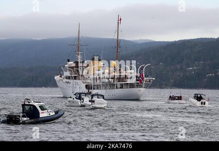 Svelvik , Norvegia 20180904. Il principe ereditario Haakon e la principessa ereditaria mette-Marit visitano Vestfold dal 4 al 6 settembre. La coppia del principe ereditario arriva con lo yacht reale 'Norvegia'. Foto: Lise Aaserud / NTB scanpix Foto Stock