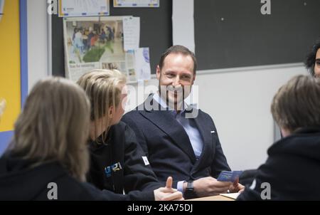 Gol, Norvegia 20190131. Il principe ereditario Haakon apre l'AIB UngInvest a Gol Idrettsarena. UngInvest AIB è un programma di apprendimento basato sulla forza per oltre 200 giovani nella contea di Buskerud, con filiali a Drammen, Ringerike, Kongsberg e Modum. Il nuovo dipartimento di Gol sarà in grado di ospitare fino a 15 nuovi giovani. Foto: Terje Bendiksby / NTB scanpix Foto Stock