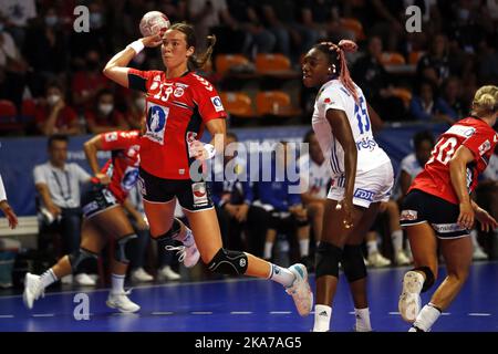 Bayonne, Francia 20210706. Kari Brattset Dale durante la partita privata internazionale in pallamano per le donne tra Francia e Norvegia. Foto: Stéphane Pillaud / NTB Foto Stock