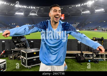 Roma, Italia. 27th Ott 2022. Mattia Zaccagni della SS Lazio festeggia al termine della partita di calcio Europa League Group F tra SS Lazio e Midtjylland allo stadio Olimpico di Roma (Italia), 27th ottobre 2022. Foto Andrea Staccioli/Insidefoto Credit: Insidefoto di andrea staccioli/Alamy Live News Foto Stock