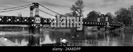 Il ponte del traghetto sul fiume Trent, Burton Upon Trent, Staffordshire, Inghilterra; UK Foto Stock