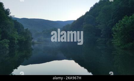 Un bellissimo lago Grza, fiume Grza in Serbia Foto Stock