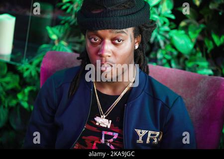 Ritratto di Takeoff da Migos. La famosa cantante rap americana Kirshnik Khari Ball aka YRN decollava di parlare in conferenza stampa. MOSCA - 27, MARZO, 2015 Foto Stock