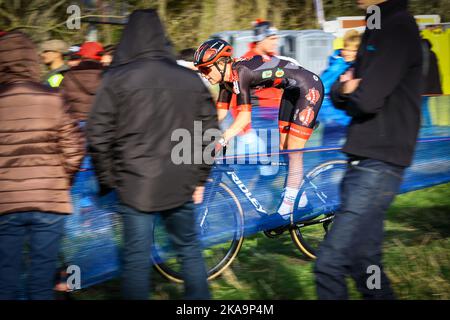 Melden, Belgio, 01 novembre 2022. L'olandese Denise Betsema ha mostrato in azione durante la gara femminile durante il Koppenbergcross, la prima gara (su otto) del X2O° Trofeo Badkamers, a Melden, martedì 01 novembre 2022. FOTO DI BELGA DAVID PINTENS Foto Stock