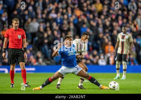 Glasgow, Regno Unito. 02nd Nov 2022. Ibrox Alfido Morelos di Rangers durante la partita di calcio tra i Rangers di Glasgow e Ajax di Amsterdam allo stadio Ibrox di Glasgow, Scozia. Partita valida per UEFA Champions League (Richard Callis/SPP) credito: SPP Sport Press Photo. /Alamy Live News Foto Stock