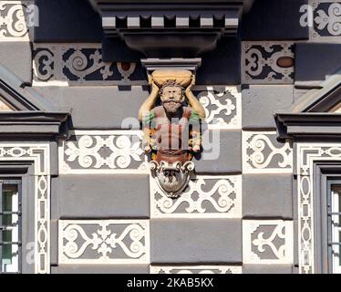 balcone di casa rinascimentale a Erfurt chiamato 'Haus zum Stockfisch' sede Museo Municipale (Stadtmuseum Erfurt); Germania Foto Stock