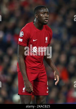 Liverpool, Inghilterra, 1st novembre 2022. Ibrahima Konate di Liverpool durante la partita della UEFA Champions League ad Anfield, Liverpool. L'immagine di credito dovrebbe essere: Darren Staples / Sportimage Foto Stock