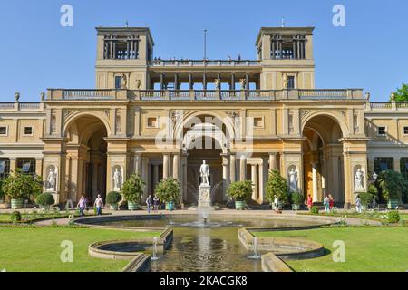 Orangerieschloss, Schloßpark Sanssouci, Potsdam, Brandeburgo, Germania Foto Stock