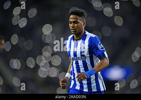 1st novembre 2022: Estadio Dragao, Porto, Portogallo: Wendell di Porto, durante la partita dei Champions Leage, FC Porto contro Atletico Madrid: UEFA Champions League 2022 Foto Stock