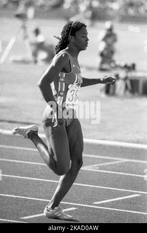 OLYMPIC SUMMERGAMES A LOS ANGELES USA 1984 VALERIE BRISCO-HOOKS USA VINCE 400M Foto Stock