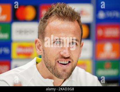 Foto del file datata 11-10-2022 di Harry Kane di Tottenham Hotspur, che ammette la Coppa del mondo, è nella mente di molti giocatori, ma è determinato a dare il suo tutto per il suo club prima che inizi il torneo. Data di emissione: Mercoledì 2 novembre 2022. Foto Stock