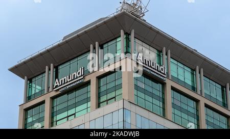 Vista esterna della sede del gruppo Amundi, società francese di asset management, Parigi, Francia Foto Stock