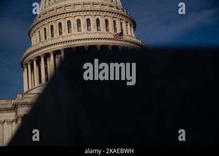 Washington, Stati Uniti. 02nd Nov 2022. Una vista generale del Campidoglio degli Stati Uniti, a Washington, DC, mercoledì 2 novembre, 2022. (Graeme Sloan/Sipa USA) Credit: Sipa USA/Alamy Live News Foto Stock