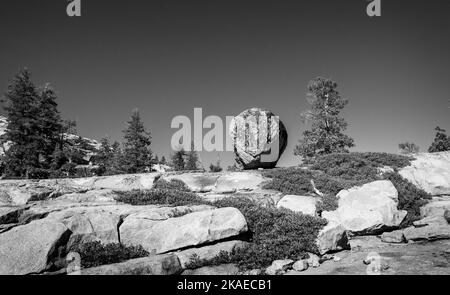 Glaciale irregolare e dintorni, desolazione Wilderness, California Foto Stock