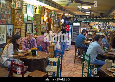 La Sitarilla, un tapas bar a Granada, Spagna Foto Stock