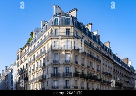 Parigi, bellissimo edificio boulevard de Courcelles, in un quartiere di lusso Foto Stock