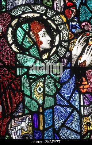 Particolare delle vetrate di Harry Clarke nel vecchio Convento delle presentazioni a Dingle Foto Stock