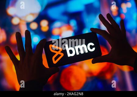 Brasile. 02nd Nov 2022. In questa illustrazione, il logo BMC Software viene visualizzato sullo schermo di uno smartphone. (Foto di Rafael Henrique/SOPA Images/Sipa USA) Credit: Sipa USA/Alamy Live News Foto Stock