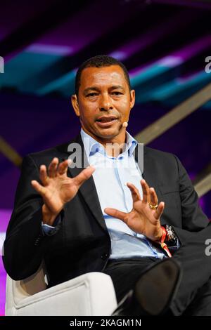 Lisbona, Portogallo. 02nd Nov 2022. Gilberto Silva, vincitore della Coppa del mondo in Brasile, si rivolge al pubblico durante la seconda giornata del Web Summit 2022 a Lisbona. Credit: SOPA Images Limited/Alamy Live News Foto Stock