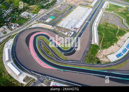 Veduta aerea del circuito Internazionale di Mandalika, Mandalika, Lombok, Nusa Tenggara Occidentale, Indonesia Foto Stock