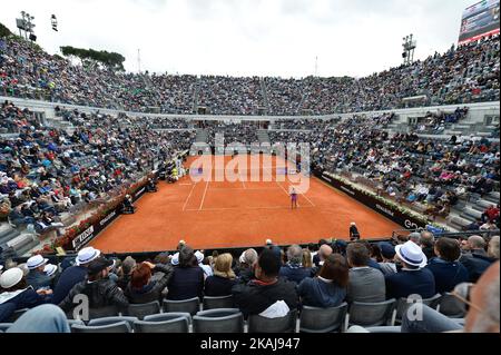 US Serena Williams restituisce la palla durante la partita finale del torneo WTA Tennis Open contro US Madison Keys al Foro Italico di Roma il 15 maggio 2016. Serena Williams vince internazionali BNL d'Italia 2016. (Foto di Silvia Lore/NurPhoto) *** Please use Credit from Credit Field *** Foto Stock