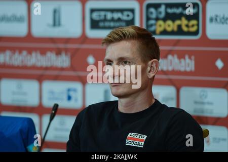 Andre Greipel, un pilota professionista tedesco di bici da strada per il team UCI World Tour Lotto–Soudal, nella foto durante una conferenza stampa sui piloti, un giorno prima della gara ciclistica professionale in quattro fasi di Emirates, l'Abu Dhabi Tour (20-23 ottobre). Mercoledì 19 ottobre 2016 a St Regis Hotel, Abu Dhabi, Emirati Arabi Uniti. Foto di Artur Widak *** Please use Credit from Credit Field *** Foto Stock