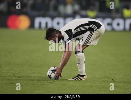 Miralem Pjanic durante la Champions League tra Juventus e Olympique Lyonnais, a Torino, il 14 settembre 2016. *** Utilizzare il campo credito da credito *** Foto Stock