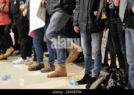 Migliaia di persone si sono manifestate per una protesta contro l'immigrazione del 29th gennaio 2017 all'aeroporto internazionale di Philadelphia, in Pennsylvania. (Foto di Bastiaan Slabbers/NurPhoto) *** Please use Credit from Credit Field *** Foto Stock