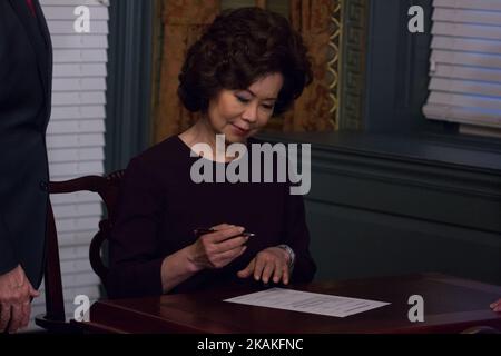 Martedì 31 gennaio, Elaine Chao firma il documento ufficiale dichiarandola il nuovo Segretario ai Trasporti, presso l’Ufficio Cerimoniale del Vice PresidentÂ presso l’Eisenhower Executive Office Building della Casa Bianca. (Foto di Cheriss May/NurPhoto) *** Please use Credit from Credit Field *** Foto Stock