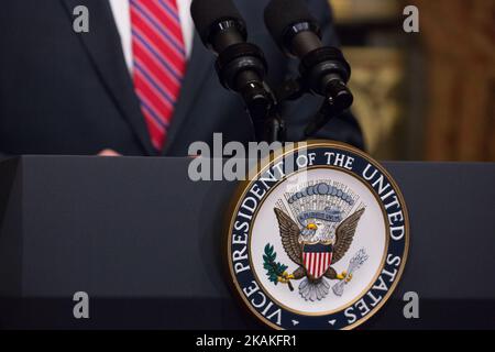 Martedì 31 gennaio, il Vice Presidente degli Stati Uniti Mike Pence ha diretto un giuramento di Elaine Chao come Segretario dei Trasporti, nell'Ufficio Cerimoniale della Vice PresidentÂ nell'Eisenhower Executive Office Building della Casa Bianca. (Foto di Cheriss May/NurPhoto) *** Please use Credit from Credit Field *** Foto Stock