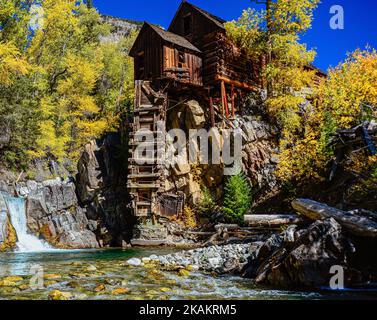 La centrale di legno di Crystal Mill in Colorado, Stati Uniti Foto Stock