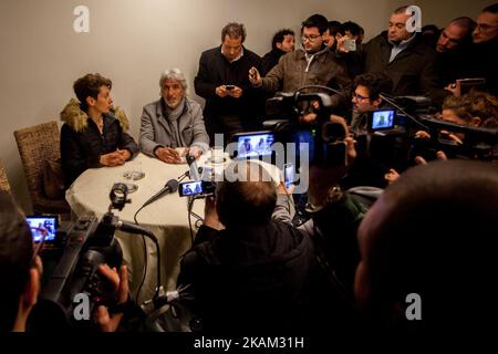 Il Presidente Mostra D'Oltremare Donatella Chiodo (L) e il Presidente del CNA Campania Giuseppe Oliviero durante la conferenza, il 10 marzo 2017. L'occupazione del centro congressi, 'Mostra D'Oltremare' è stata organizzata dai centri sociali di Napoli, contro Matteo Salvini, l'evento ha 100 persone. (Foto di Paolo Manzo/NurPhoto) *** Please use Credit from Credit Field *** Foto Stock