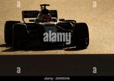 Esteban OCON di Francia alla guida della (31) Sahara Force India F1 Team VJM10 in azione durante i test invernali di Formula uno sul circuito di Catalunya il 10 marzo 2017 a Montmelo, Spagna. (Foto di Bruno Barros / DPI / NurPhoto) *** Please use Credit from Credit Field *** Foto Stock