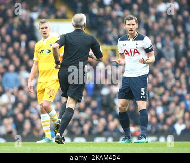 Jan Vertonghen di Tottenham Hotspur durante la Emirates fa Cup - Sesto turno di incontro tra Tottenham Hotspur e Millwall a White Hart Lane, Londra, Inghilterra il 12 marzo 2017. (Foto di Kieran Galvin/NurPhoto) *** Please use Credit from Credit Field *** Foto Stock