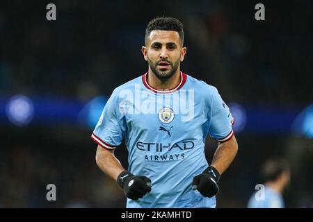 Manchester, Regno Unito. 02nd Nov 2022. Riyad Mahrez di Manchester City durante la partita della UEFA Champions League tra Manchester City e Siviglia allo stadio Etihad di Manchester, Inghilterra, il 2 novembre 2022. Foto di ben Wright. Solo per uso editoriale, licenza richiesta per uso commerciale. Non è utilizzabile nelle scommesse, nei giochi o nelle pubblicazioni di un singolo club/campionato/giocatore. Credit: UK Sports Pics Ltd/Alamy Live News Foto Stock