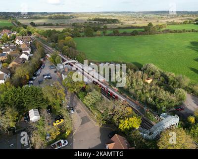 Theydon bois villaggio in Essex UK drone vista aerea Foto Stock