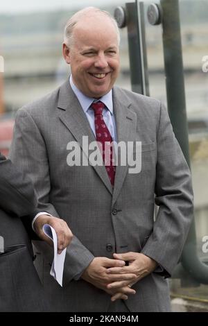 US Charge d’Affaires Kent Logsdon partecipa alla cerimonia di inaugurazione di una nuova rotta di volo diretto tra Berlino e New York all’aeroporto Tegel di Berlino, Germania, il 26 maggio 2017. (Foto di Emmanuele Contini/NurPhoto) *** Please use Credit from Credit Field *** Foto Stock