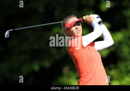 Jessica Korda degli Stati Uniti tee off sul 7th tee durante il terzo round del LPGA Volvik Championship al Travis Pointe Country Club, Ann Arbor, MI, USA Sabato, Maggio 27, 2017. (Foto di Jorge Lemus/NurPhoto) *** Please use Credit from Credit Field *** Foto Stock